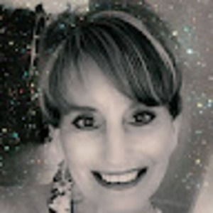 Meet your Posher, Julie ann